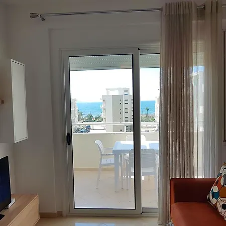 Flori Apartment *